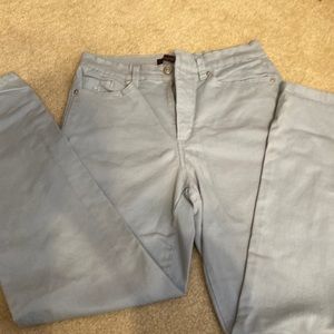 Gloria Vanderbilt Amanda Jeans size 10 light blue color